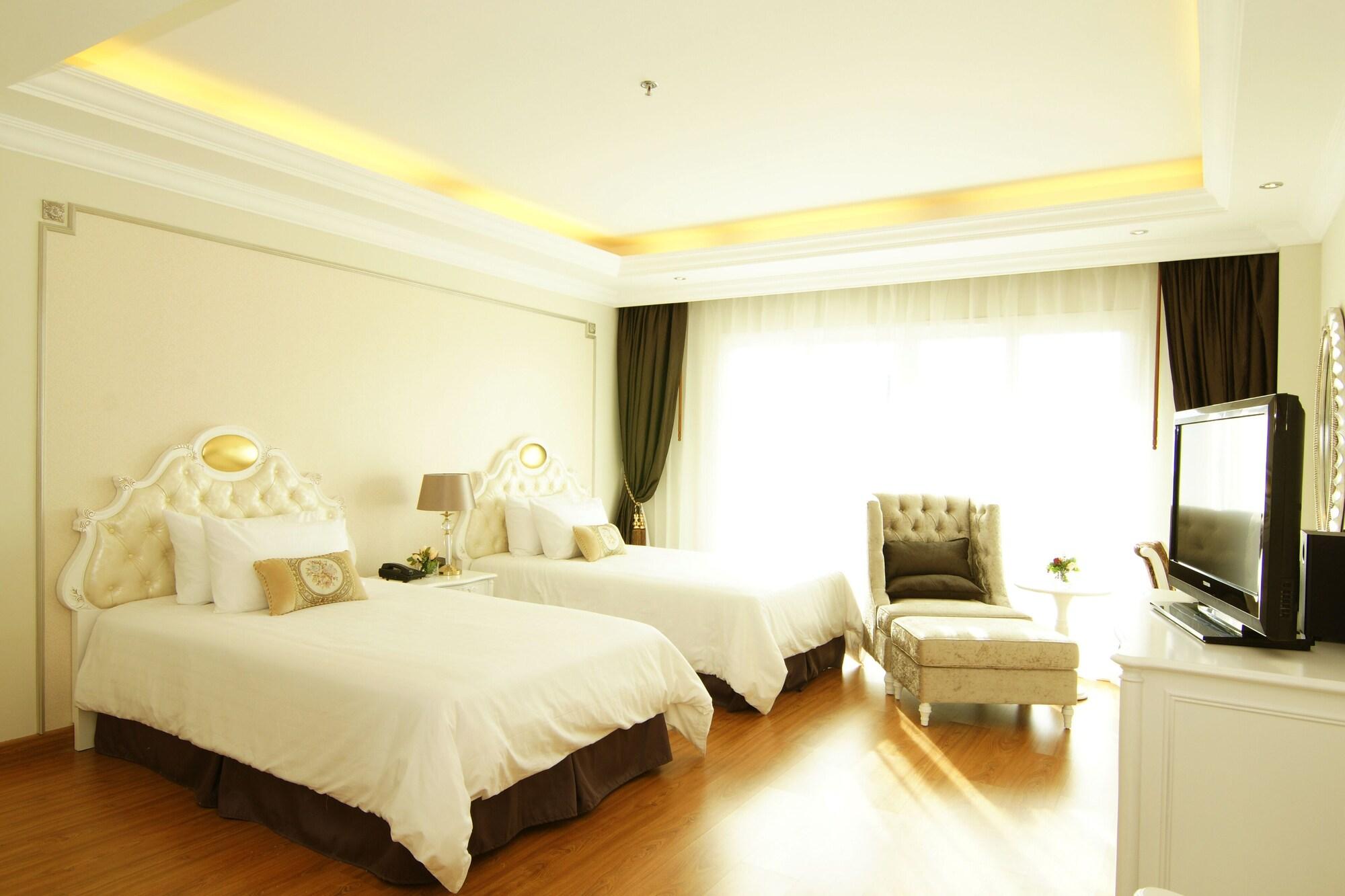 Lk Miracle Suite - Sha Extra Plus Pattaya Bagian luar foto
