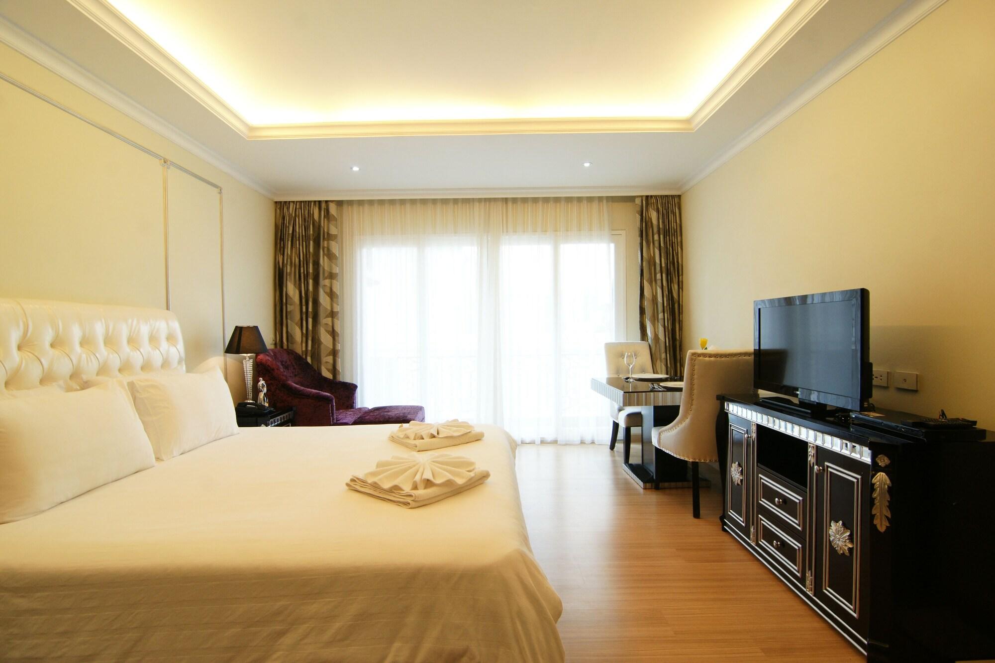 Lk Miracle Suite - Sha Extra Plus Pattaya Bagian luar foto