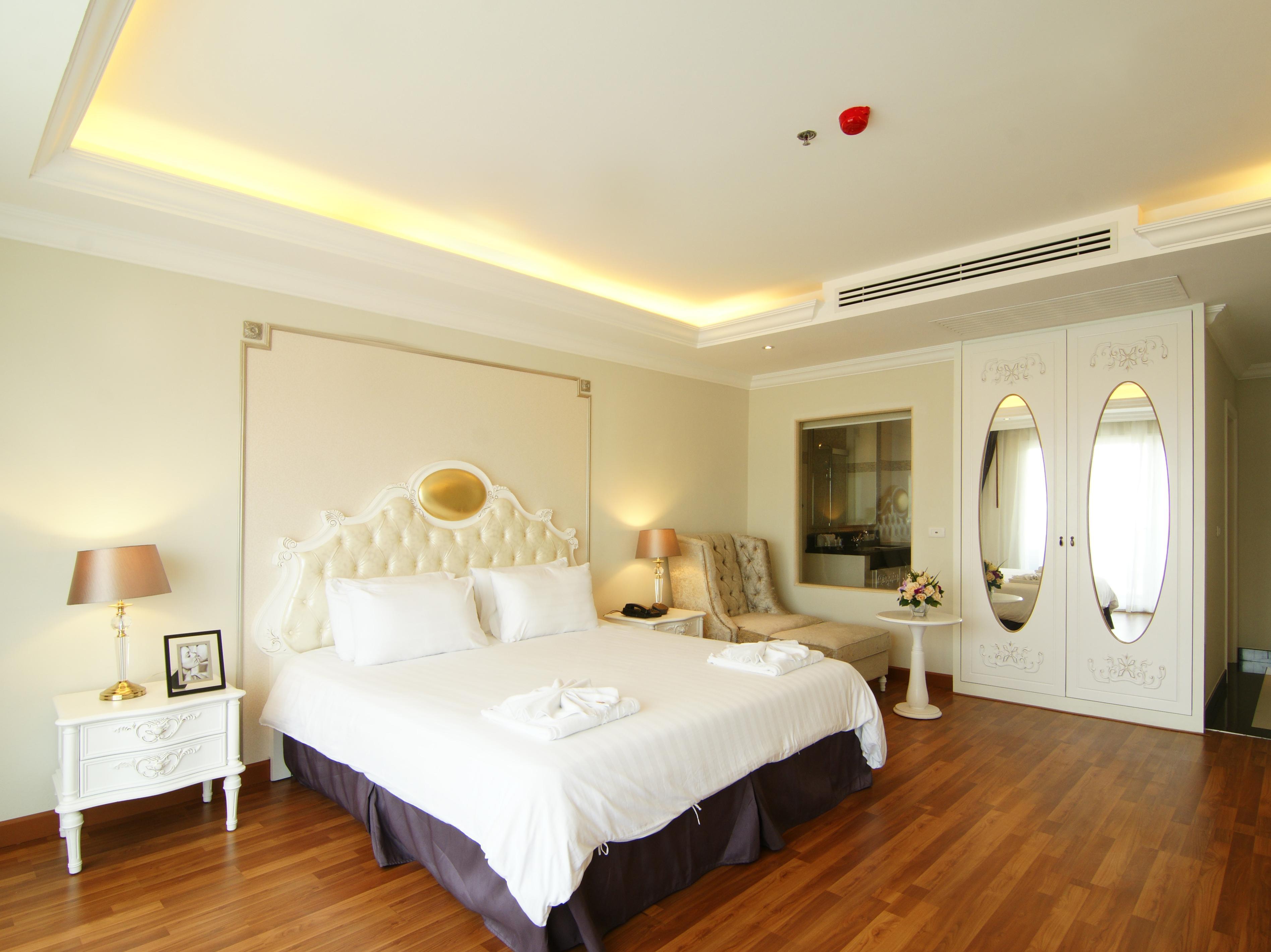 Lk Miracle Suite - Sha Extra Plus Pattaya Bagian luar foto
