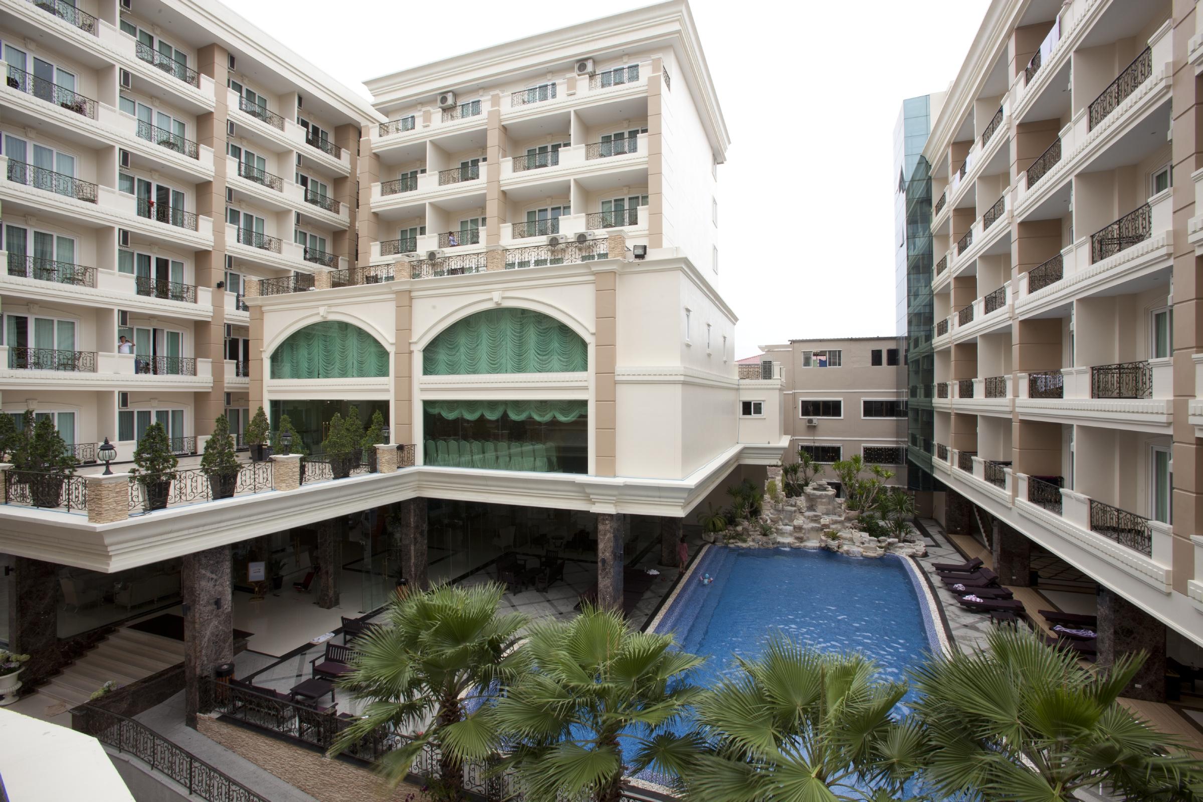 Lk Miracle Suite - Sha Extra Plus Pattaya Bagian luar foto