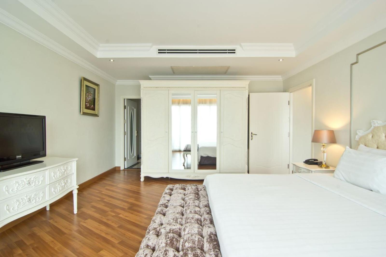 Lk Miracle Suite - Sha Extra Plus Pattaya Bagian luar foto