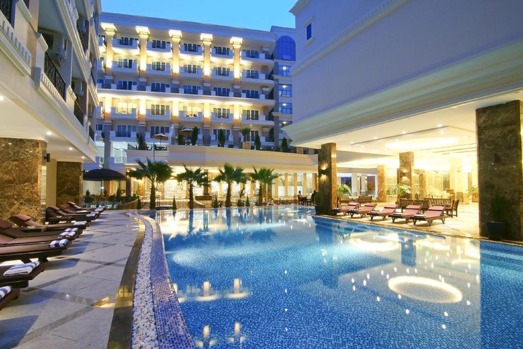 Lk Miracle Suite - Sha Extra Plus Pattaya Bagian luar foto